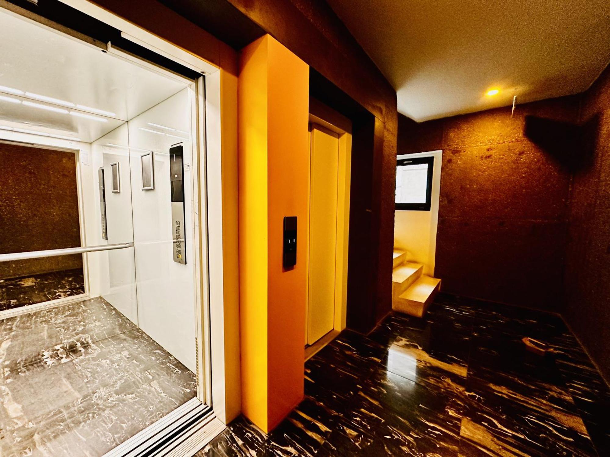 Novum Comfort Bukurešť Exteriér fotografie